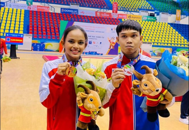 ฑิฆัมพร สุรินทรทะ เหรียญเงินโต๊ะกระโดด ในกีฬาซีเกมส์ ครั้งที่ 31 ณ ประเทศเวียดนาม
